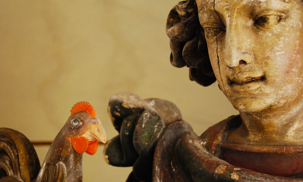 detail sochy sv. Víta z hlavního oltáře